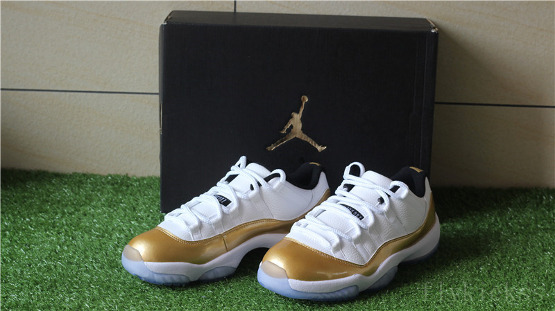 Air Jordan 11 Low Metallic Gold